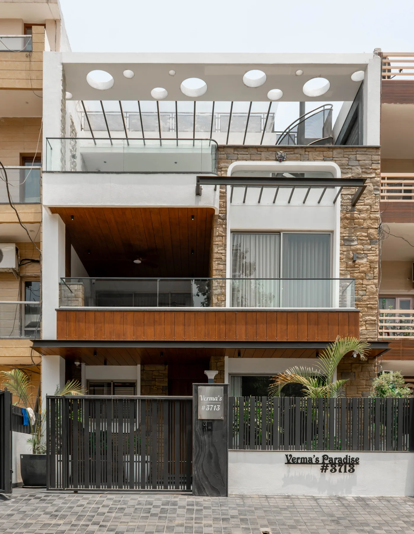 One Easy Link: Give Your Property Its Own Webpage