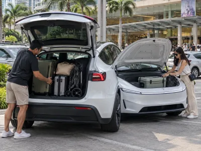 Is the Tesla Model Y L the Best EV in the Philippines? Prices, Charging, Incentives & Tesla vs BYD (2026) photo