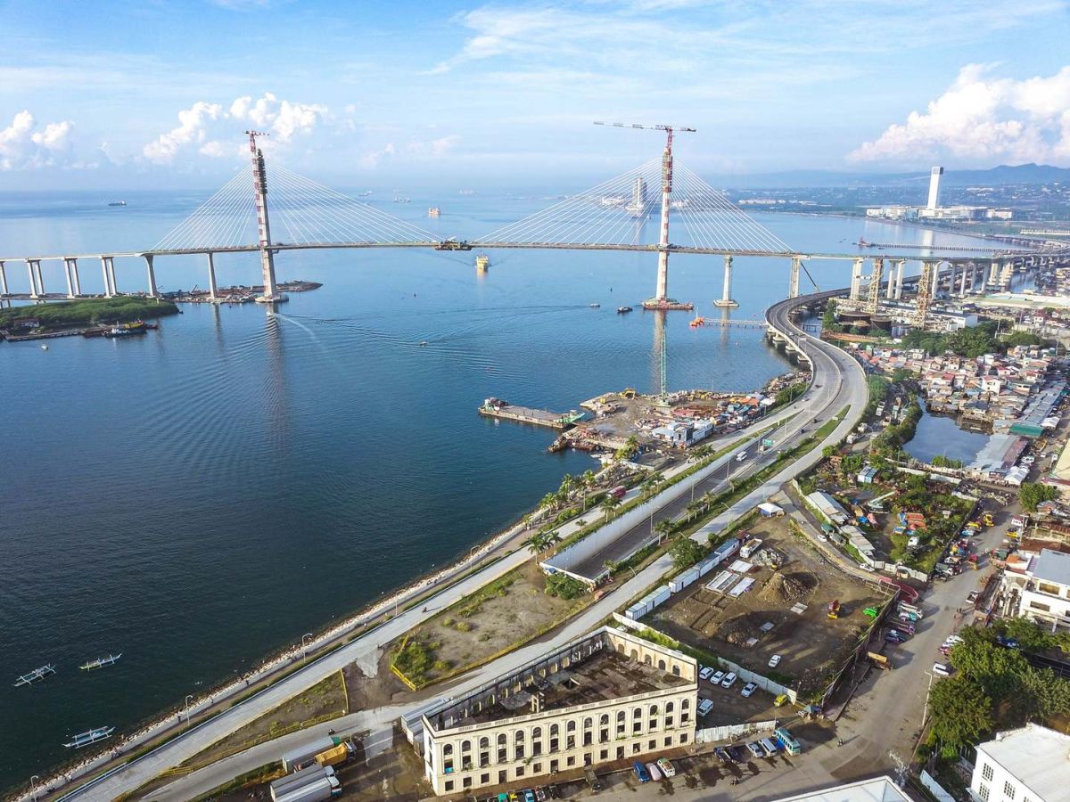 Cebu–Cordova Link Expressway cable-stayed bridge spanning the Mactan Channel